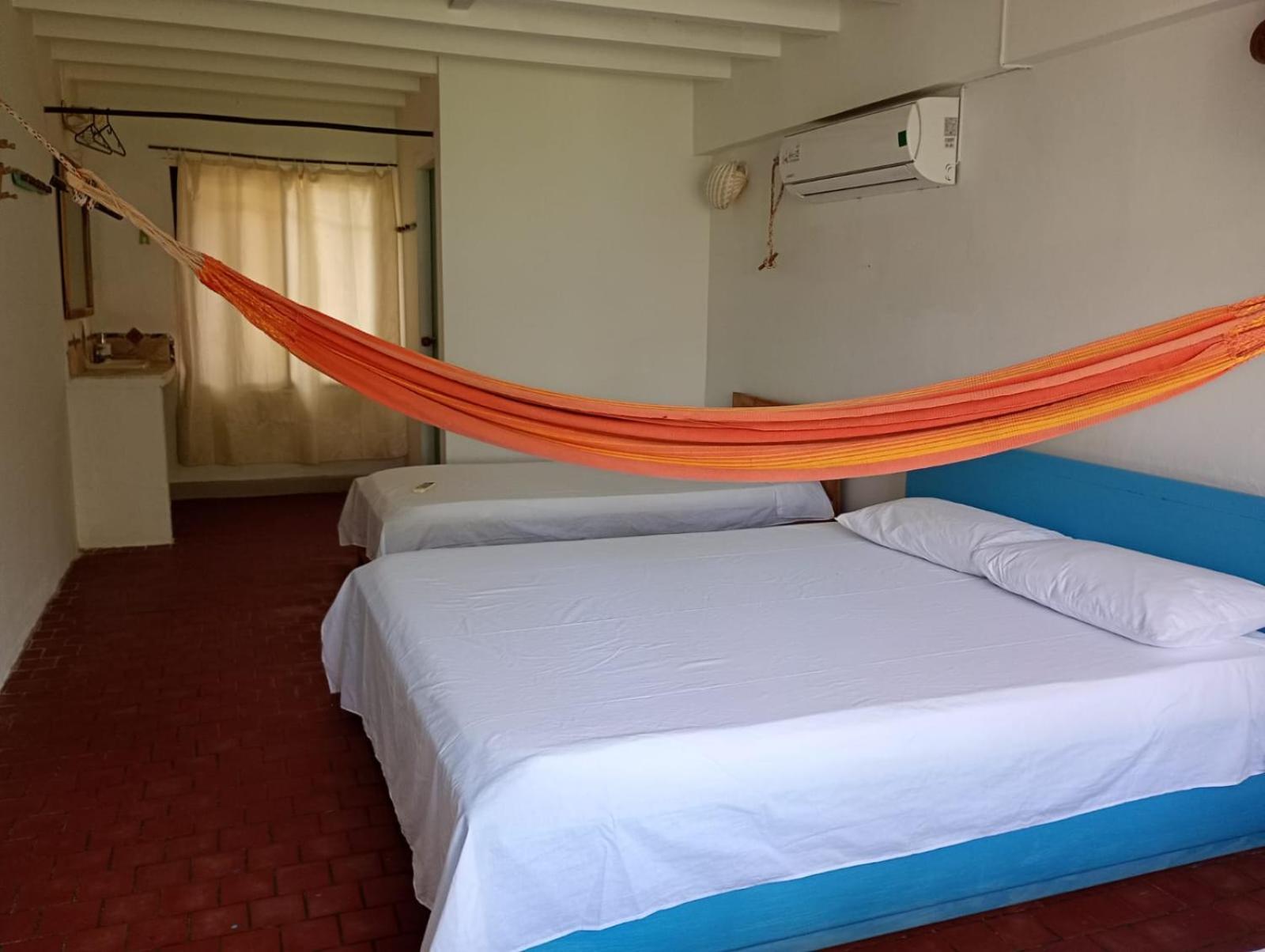 Hotel Mar Amar Casa De Playa Coveñas Esterno foto